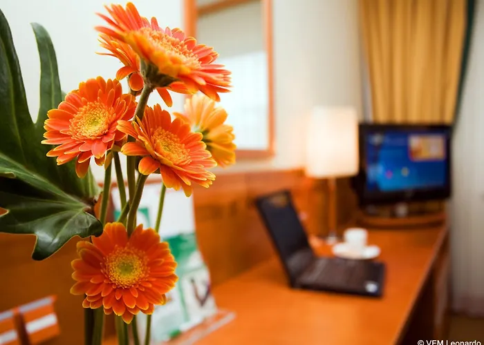 Hotel Quality Exhibition Centre 4*