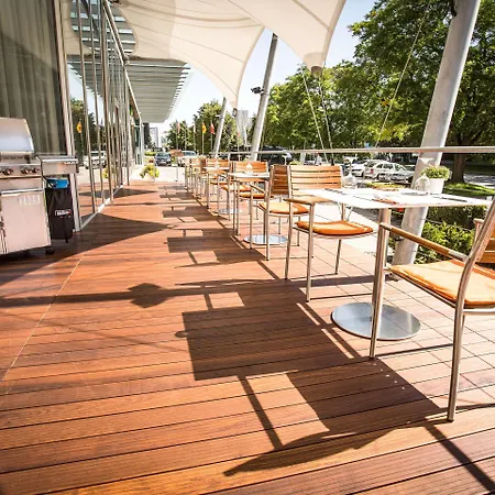 Quality Exhibition Centre Отель 4*