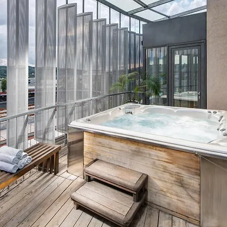 Hotel Quality Exhibition Centre 4*