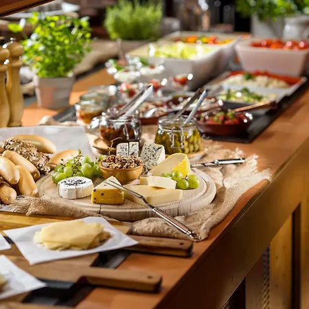 Hotel Quality Exhibition Centre