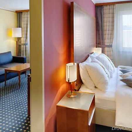 Quality Exhibition Centre Hotel 4*