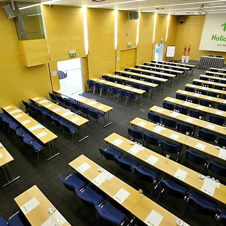 Отель Quality Exhibition Centre 4*
