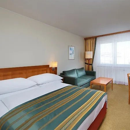 Quality Exhibition Centre 4*