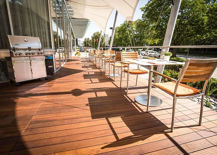 Quality Exhibition Centre Hotell 4*