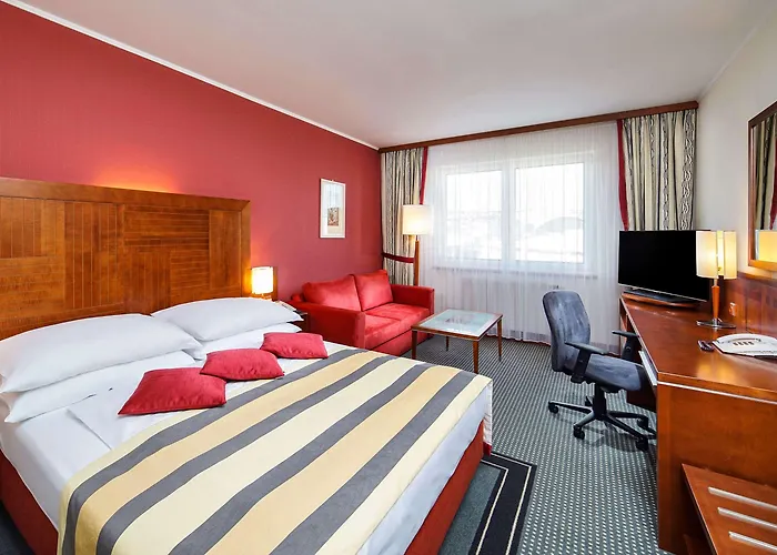 Quality Exhibition Centre 4*