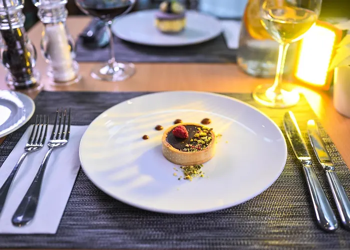 Quality Exhibition Centre Hotell 4*